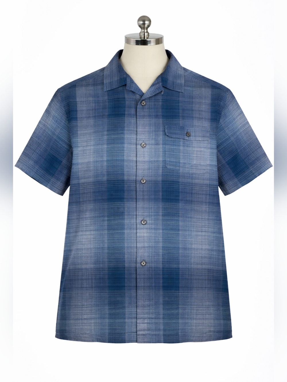 Tommy Bahamas Blue Plaid 100% silk Short Sleeve‎ Button Down. Men’s Size XL/TG.